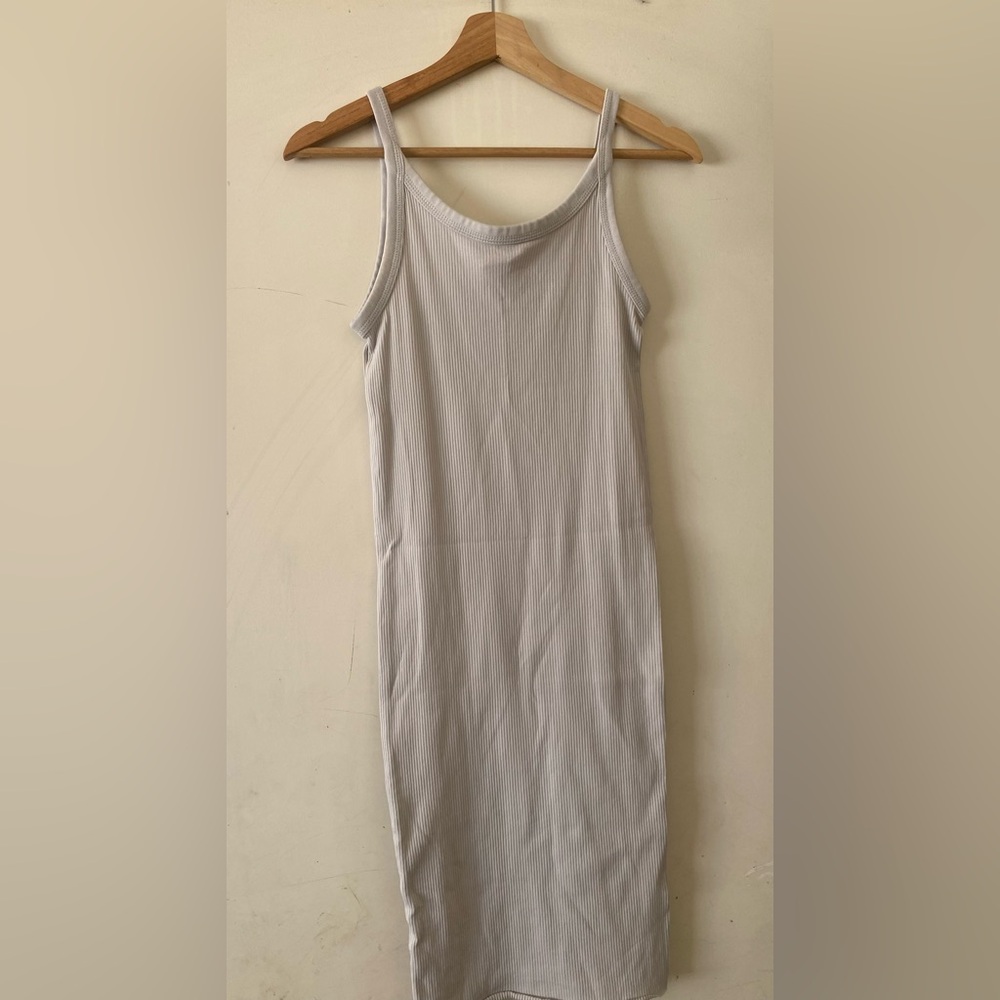 H&M Light Gray Ribbed Dress